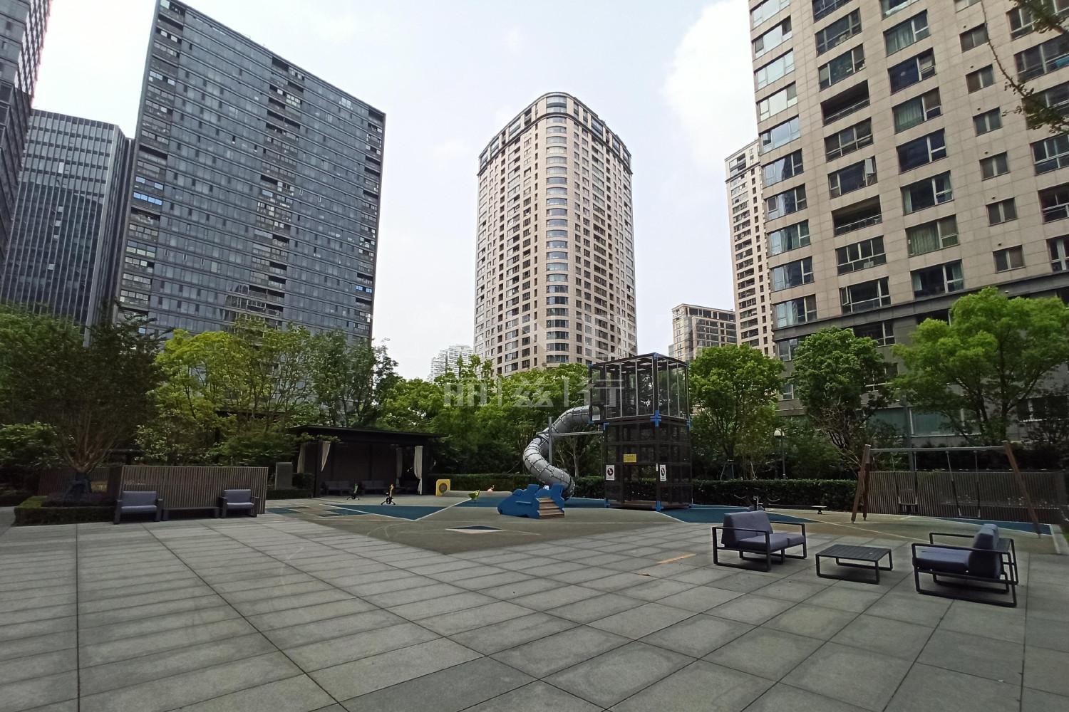 上海融创滨江壹号院楼盘介绍,融创滨江壹号院小区二手房、租房信息-丽兹行官网