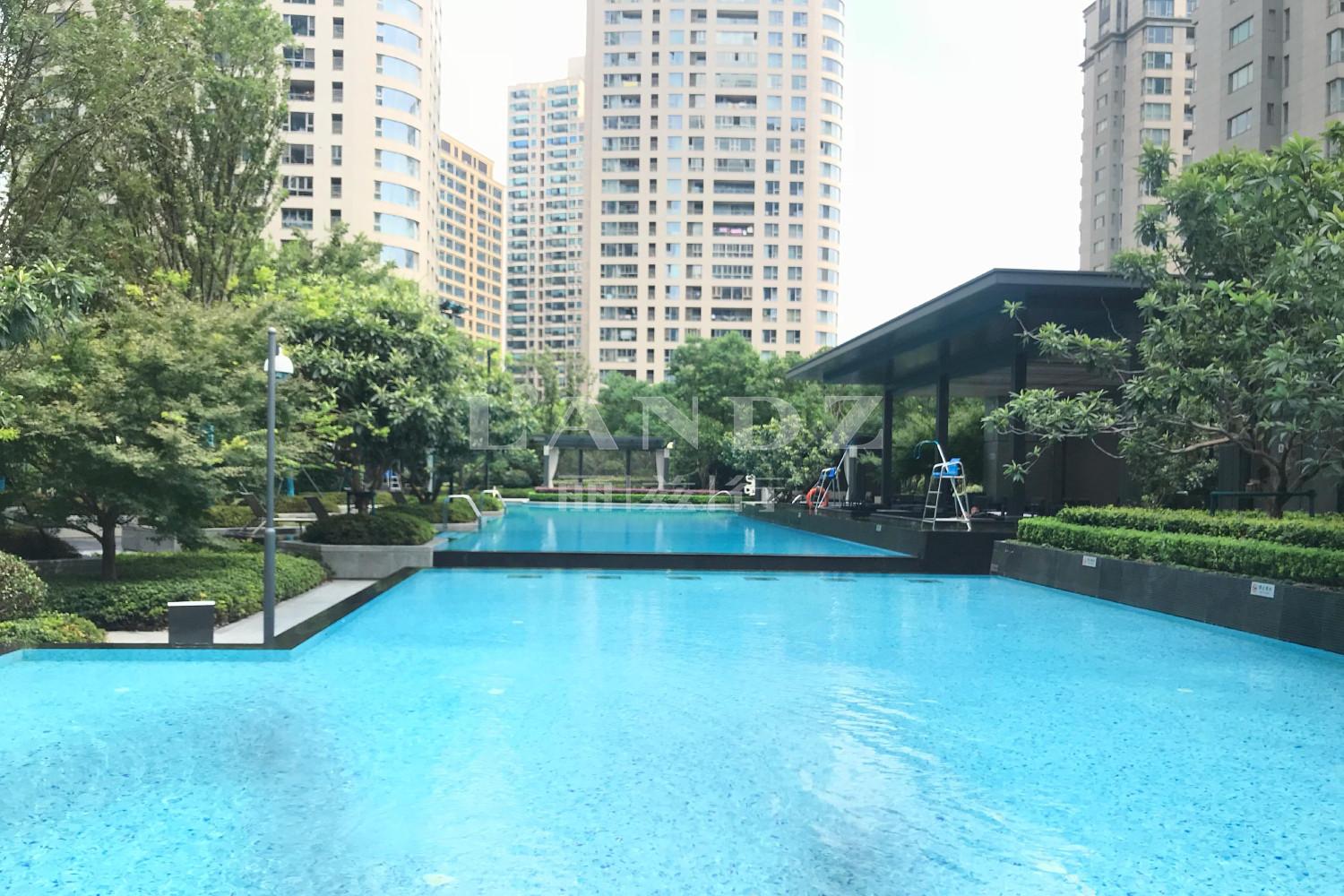融创滨江壹号院