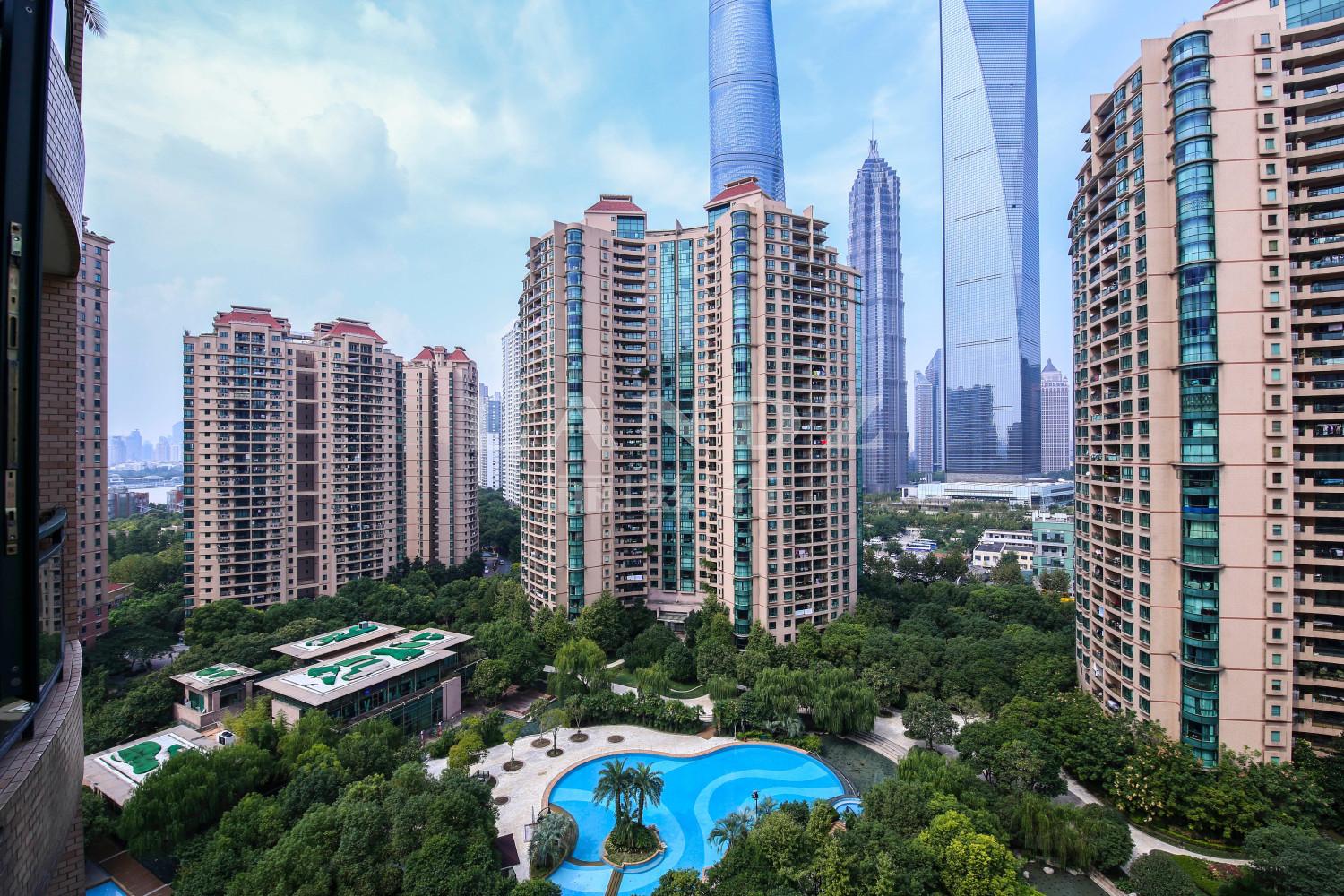 上海浦东新区仁恒滨江园三期中层五居室327.